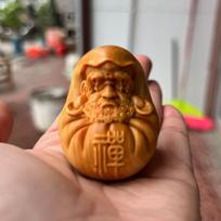 Miniature Wooden Bodhidharma Statue Ornament,Natural Cliff Cypress Wood Carving  Crafts,Desktop Home Decoration Gift orange