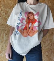 Brtiney Spears shirt, paris hilton shirt, britney spears shirt, graphic tees XXL brown