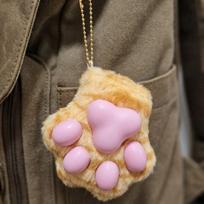 Cute Paw Print Plush Keychain, Multi-color Cat Paw Stuffed Doll Bag Pendant Key Ring Accessories gray
