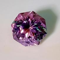 Natūralus aleksandritas, keičiantis spalvą, įmantraus pjūvio, 9-10 karatų, gražus laisvas brangakmenis 12.6 mm (Approx.)