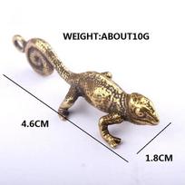 Antikinio bronzos tropinių dykumos gyvūnų driežų statulėlės Retro žalvarinės chameleono figūrėlės Oranamentai Stalo dekoracijos Raktų pakabukai Pakabukai gray