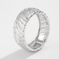 Fashion Texture Irregular Liquid Metal Pleated Bracelet, High-End Scenic Face Wide Bracelet white
