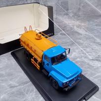 1/43 Alloy Tanker Oil Car Model Diecasts Metal Road Watering Truck Car Vehicles Model Simulation Miniature Scale Childrens Gifts mėlyna