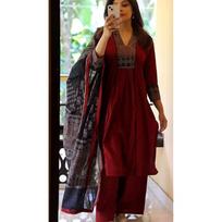 Gosriki Women' Rayon Viscose Straight Printed Kurta With Palazzo & Dupatta (Wafiya RedVks03Gs Red Large) S raudona