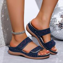 Women's Hollow Velcro-Strap Wedge Color-Blocked Slide Sandals, Available In Large Sizes. 40 tamsiai mėlyna spalva