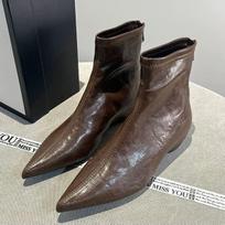 Skinny boots leather boots wind pointed small 2026 casual short boots daily thick heel simple height increase thin new commute 39 gray