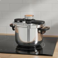 Stainless Steel Pressure Cooker Safe Locking Lid Kitchenware Cooking Appliance Even Heat Distribution gray