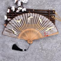 Namų dekoracija Japoniški bambukiniai vėduokliai Šilkiniai sulankstomi vėduokliai Ornamentai Sulankstomas rankinis vėduoklis chaki