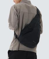 Snowpeak Apparel Dual-Tech Messenger Sling Bag 12L (S26Sufbg34) Black Free/Free