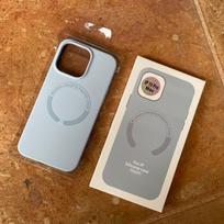 Magnetic Silicone Case for Apple iPhone 12/14/15/16Pro/17ProMax 14 Pro white