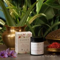 SADHEV Aloe Vera & Saffron Gel with Kumkumadi Tailam | Ayurvedic | Vitamins A & C & Antioxidants | Plumps, Nourishes & Fades Blemishes | Restores brown