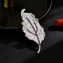 Women's Light Luxury Design Elegant Inlaid Zircon Leaf Brooch Fashionable And Versatile Niche Design Sense Brooch gray