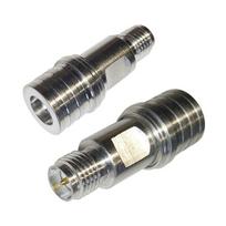Adapteris QMA male į RP-SMA female, nikeliuotas