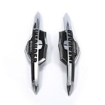 2 vnt Suzuki Intruder plastikiniai benzino bako lipdukai