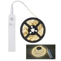 Led šviesos juosta PIR judesio jutiklis indukcinis LED juostos akumuliatorius 60 leds/m 2835smd po lova lempa, skirta spintai Spintelės laiptai 2m šilta balta spalva