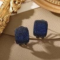 Elegant C-Shaped Zirconia Diamond Ear Cuffs: European & American Retro Design, High-End Personality Ear Jewelry. black