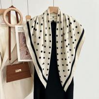 Korean Version of White Flower Print Fresh and Elegant Square Scarf Herringbone Shawl Soft Skin-friendly Scarf E