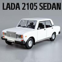 1/24 LADA 2105 SEDAN lydinio automobilio modelis lieto metalo klasikinės transporto priemonės automobilio modelis simuliacinis garsas ir šviesa kolekcija vaikų žaislas dovana balta