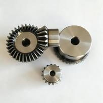 1PCS Bevel Gear 1M~5M 1:1 15T 16T 17T 18T 19T 20T~30T Gear 90 Degrees Meshing Angle Steel Gears 45# Carbon Steel Rough Hole 1.5M