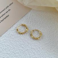 Elegant 999 Sterling Silver Mobius Loop Earrings for Women - Comfortable Hoops & Studs for Continuous Wear Sterling Silver gray