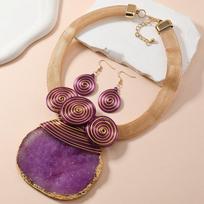 Meier Gorgeous geometric crystal raw stone pendant choker necklace & earring set for women violetinė
