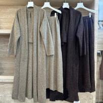 Korean version knitted suit women's autumn and winter lazy wind knitted cardigan neck vest skirt three-piece set One size fits all gray