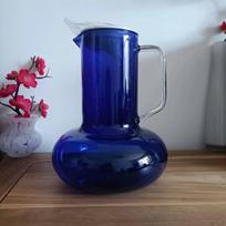 Spherical Base Glass Pitcher Nordic Design Large Capacity Water Carafe with Lid Builtin Strainer tamsiai mėlyna spalva