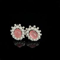 Retro Pink Rhinestone & Pearl Ear Cuff in White Gold Plating gray