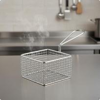 Stainless Steel Fry Basket Fine Mesh Wire Quick Drainage Kitchen Tool for Snack Serving Square Fry Basket gray