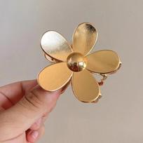 Flower Metal Hair Grab Minimalist Temperament Large Shark Clip Half Zip Hair Clip Gold Clip Alloy Small Hollow Accessories beige