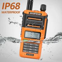 Baofeng UV-9R PRO IP68 atsparus vandeniui radijo stotelė UHF/VHF 8W dviejų juostų didelės galios ilgo nuotolio radijas + ausinės oranžinė