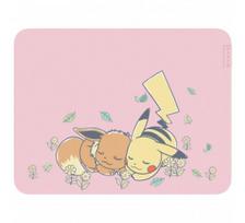 Razer Gaming Mouse Pad, Soft, Medium | Gigantus V2 | Pikachu/Eevee Edition