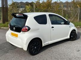 Motordrome Design Roof Spoiler V.2 Toyota Aygo Mk1 (2005-2014)