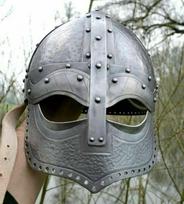 Viduramžių 18 gabarito plieno normaniškas šalmas vikingų šarvai M aero