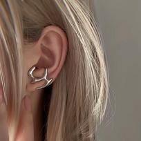 Punk Darts Shape Mechanical Clip Stud Earrings for Women Men Girl Goth Y2K Ear Bones Clip Halloween Dancing Fashion Ear Jewelry brown