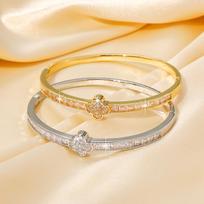 Light Luxury Women's Design Bracelet with Fashionable, Exquisite and Simple Copper Micro Inlaid with Zircon one size(17-20cm) beige