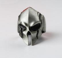 Europe and America Retro Punk Spartan Warrior Mask Mens Open Rings for Classic Male Warrior Helmet Ring Hip Hop Party Jewelry resizable gray