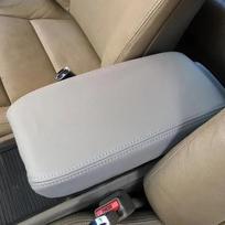 Honda Civic 8-os kartos sedanas 2006 2007 2008 2009 2010 2011 Centrinės porankio konsolės dėžutės dangtelis Priedas Automobilio apdaila Apsauginis dėklas white