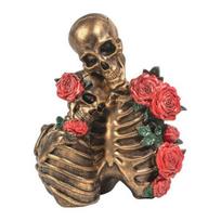 Gothic Hugging Skeleton Couple Figurine, Rose Skull Couple Resin Sculpture, Vintage Skeleton Decoration, Romantic Halloween Party Supplies bronza