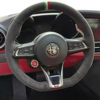 Rankomis siūta atnaujinimas Neslystanti dėvėjimui atspari juoda odinė automobilio vairo apdangalas Skirta Alfa Romeo Stelvio Giulia 2020-2022 black
