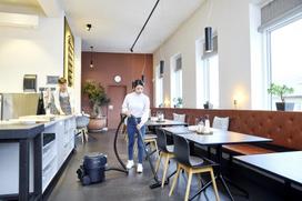 Office Vacuum Cleaner NILFISK VP400 R HEPA T EU 700 W 10 l 107421177