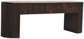 Artisan Furniture Mocha Velvet minkštasuolis su vertikalių griovelių apdaila