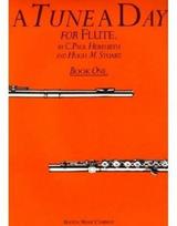 A Tune a Day for Flute - Book 1 Beginner Flute Method and Lesson Book for Students Teachers and Classroom Learning Step by Step Flute Instruction with Fingering Charts Practice Exercises