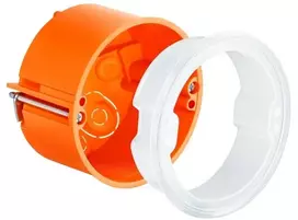 Kaiser Fototechnik KAISER Įvado dėžutė CEE 16A, kiaurymė Ø74 mm, gylis 50 mm. Plokštės storis 12,5-35 mm, oranžinė