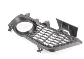 BMW F31 priekinio dešiniojo bamperio grotelės originalios 51118054156