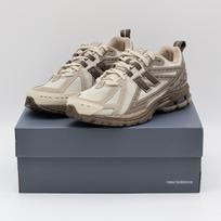 M1906RHD New Balance 1906R Mocha Brown (Men's) 5.5 gray