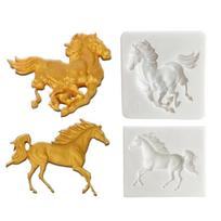 2Pcs Horse Silicone Mold DIY Fondant Cake Border Decorating Tool Chocolate Gumpaste Resin Clay Mold Dessert Cupcake Baking Tool white