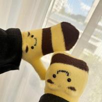 New Cute and Funny Big Goose and Bee Wool Knitted Gloves Autumn and Winter Warm and Thickened Couple Student Mittens One Size beige
