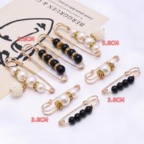 8-Piece Pearl Waist Adjusting Safety Pins, Elegant Pants Waist Cincher Brooch, Ideal Choice for Daily Clothing Repair beige