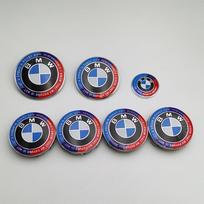 7 vnt. BMW emblemos rinkinys 82mm 74mm 45mm 56mm 68mm Automobilio priekinio dangčio logotipas Galinės bagažinės ženklelis T7 Ratlankių centriniai dangteliai Vairo lipdukas 82 82 45 56X4 blue